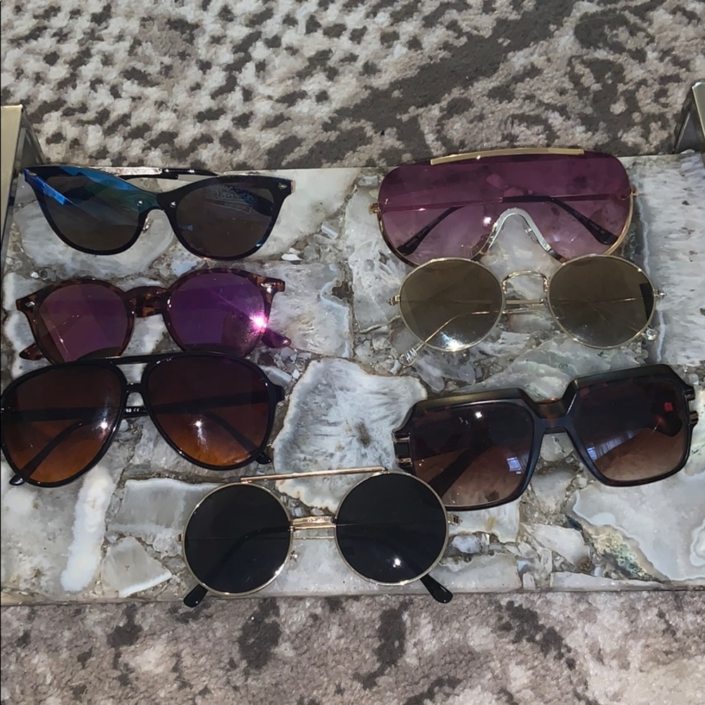 7 SUNGLASSES 😎
